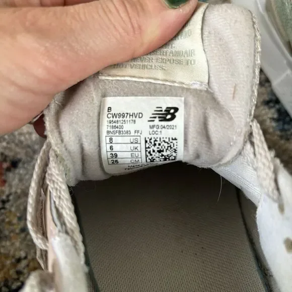 New Balance 997H Women’s Size 8 Tan Pink Shoes Sneakers - Picture 9 of 9